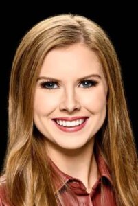 Counts Headshot 1 Crop