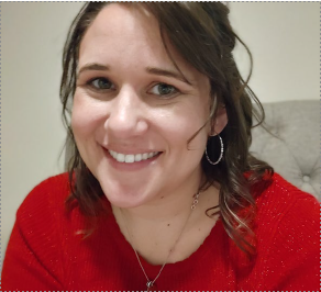 Amanda Tucker headshot