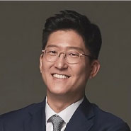 This is an image of Dr. Jayoung Kim.