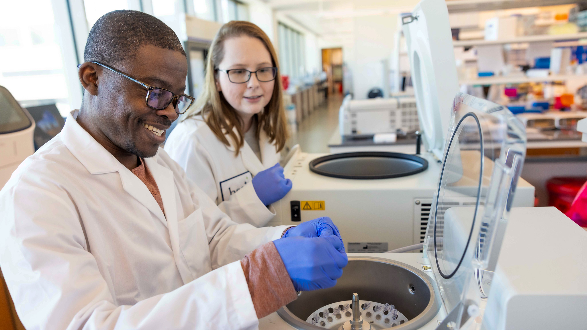 NTERI students in the lab.